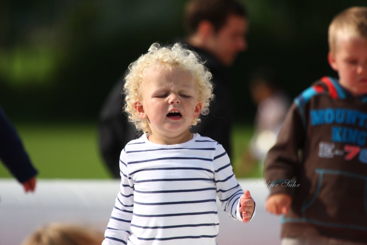 Bild 240 - Vogelschießen 2011